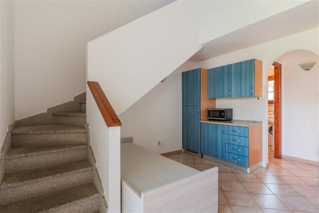 B2 Trilo Kitchen 2.jpg