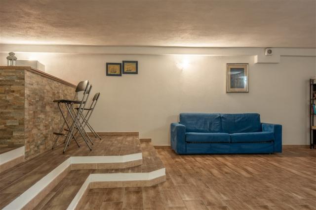 Relax area 1.jpg