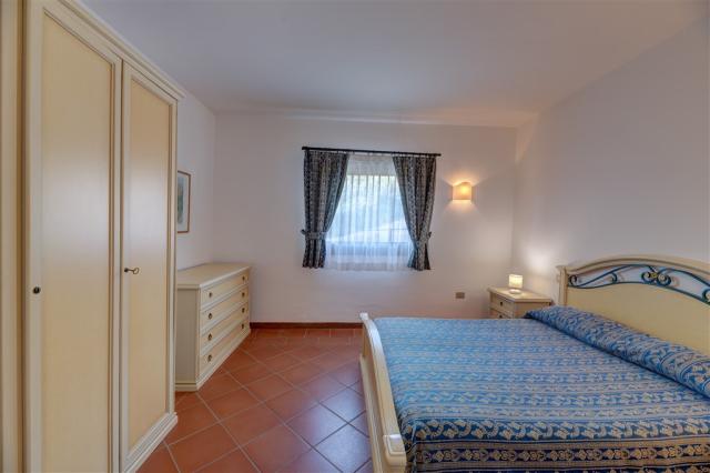 Sea_Villas_V4_IN_Bedroom 5.jpg