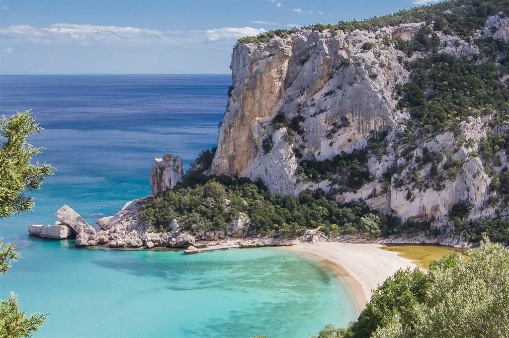 Cala Luna1.jpg