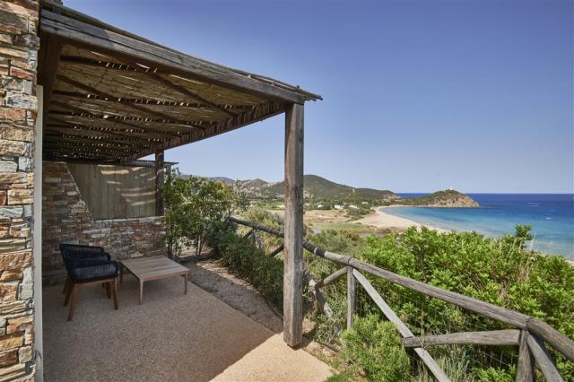Baia di Chia Resort Sardinia_King Deluxe Room with Sea View _Ou