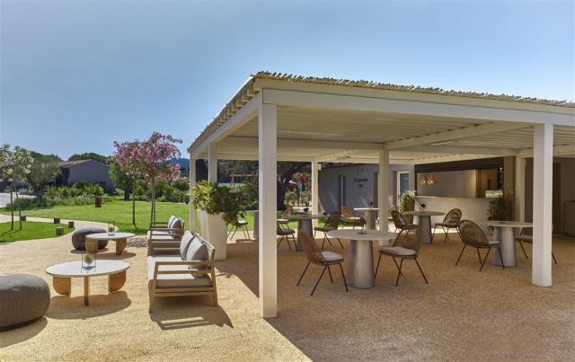 Baia di Chia Resort_Il Canneto Bar1.jpg