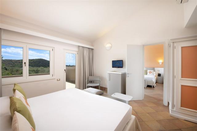 Chia Laguna_Hotel Village_Classic Balcony2_Connecting Room.jpg