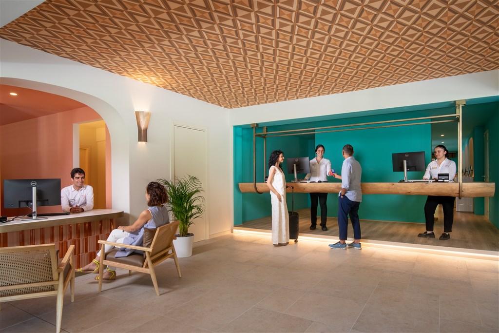 Tanka 300dpi-2 Hall Tanka Beach Hotel.jpg