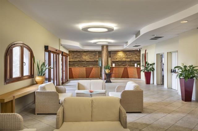 Reception-1.jpg
