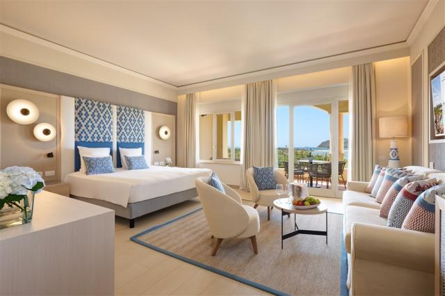 junior-suite (1).jpg