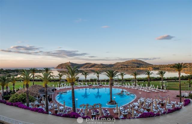 Panoramic View pool.jpg