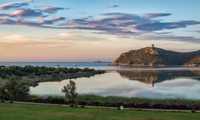 Panoramic-view-Timi-Ama-bay (2).jpg