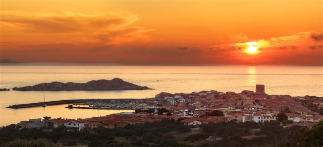 21_4_isola_rossa_tramonto_panoramica_banner_RGB.jpg