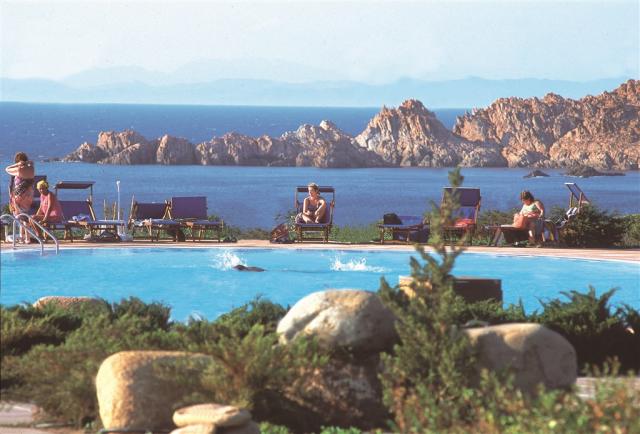 HOTEL RELAX TORRERUJA THALASSO & SPA bazén.jpg
