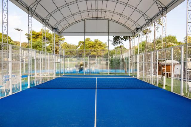 GBB_9074_Padel courts.JPG