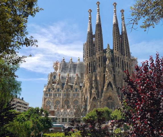 Letecký zájazd na Fiesta Santa Eulália v Barcelone