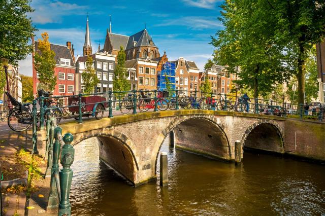 Letecký zájazd do Amsterdamu a výstava kvetín v Keukenhofe