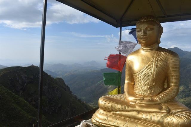 little-adams-peak-3607623_1280