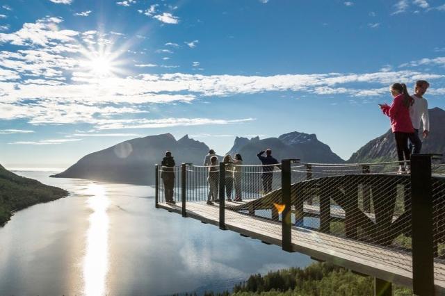 Senja, výhledové místo Bergsbotn