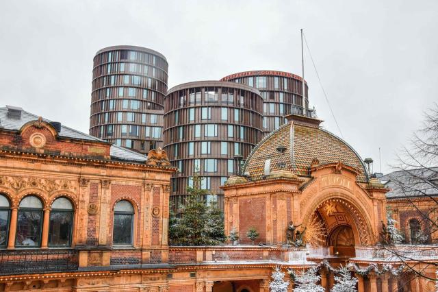 Axel Towers, Tivoli