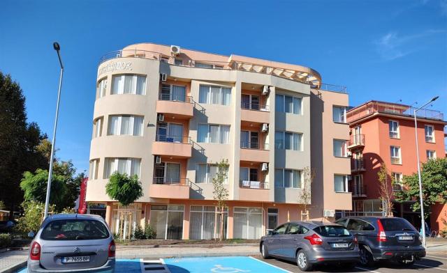 Hotel z bočnej strany