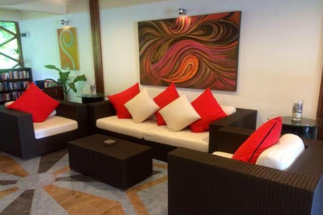 Eriyadu Island Resort