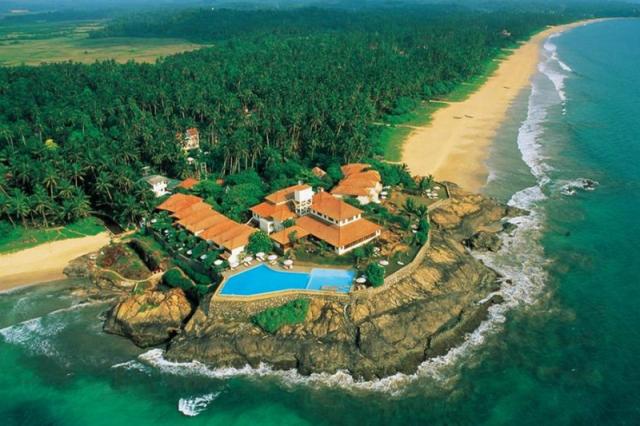 Saman Villas