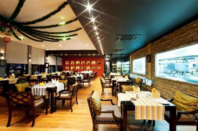 RESTAURACE