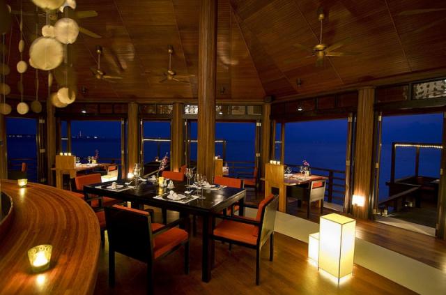 RESTAURACE