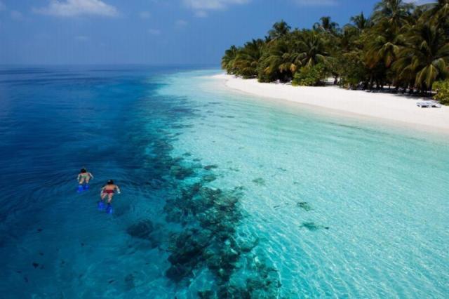 Vilamendhoo Island Resort