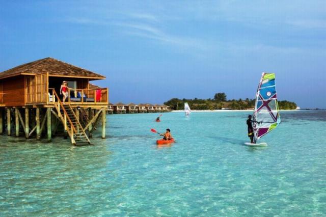 Vilamendhoo Island Resort