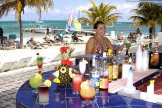 Aquamarina Beach Cancun