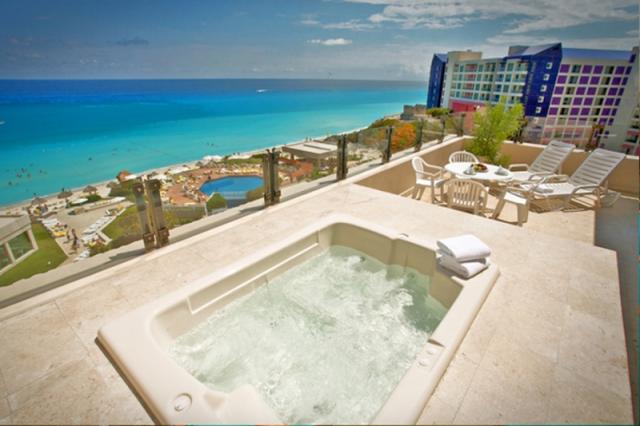 PRIVÁTNÍ JACUZZI