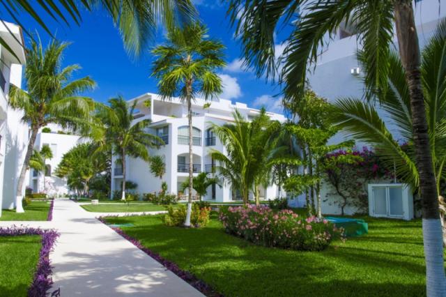 Beachscape Kin Ha Villas & Suites