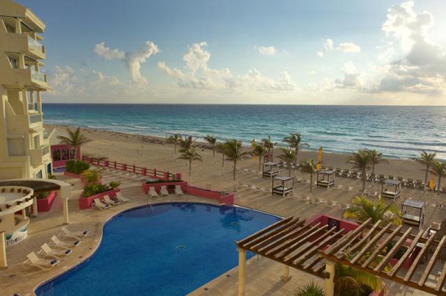 Nyx Cancun