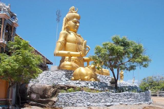 Nilaveli Beach