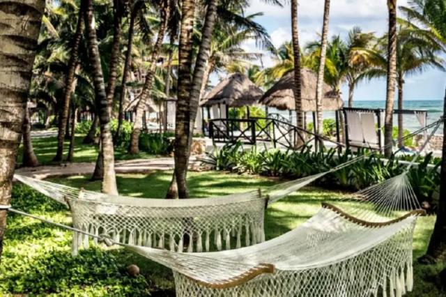 El Dorado Seaside Suites