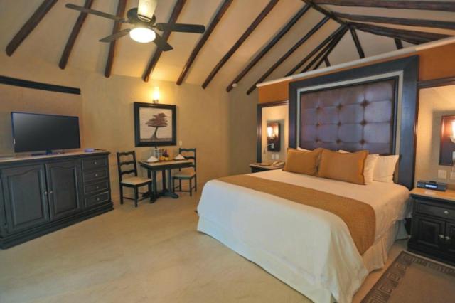 El Dorado Casitas Royale