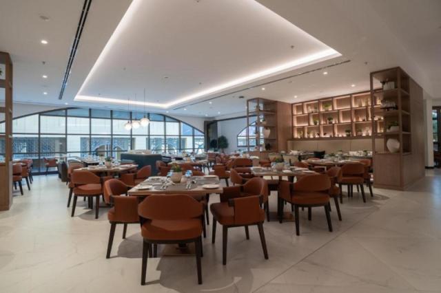 Amwaj Rotana Jumeirah Beach