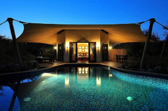 Al Maha Desert Resort Spa