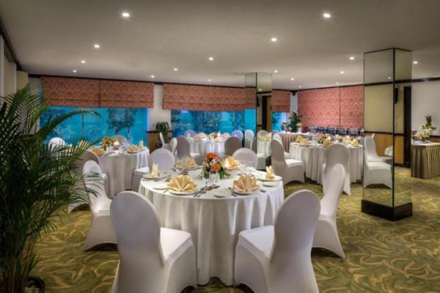 Savoy Suites