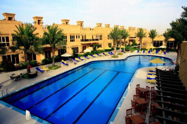 Al Hamra Village Golf