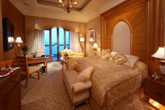 Emirates Palace, Mandarin Oriental