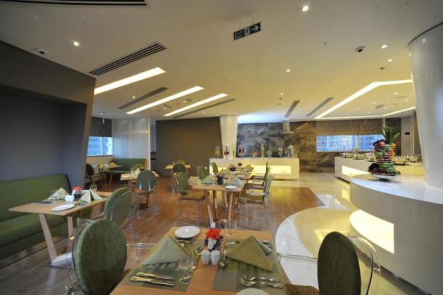 Ramada Abu Dhabi Corniche