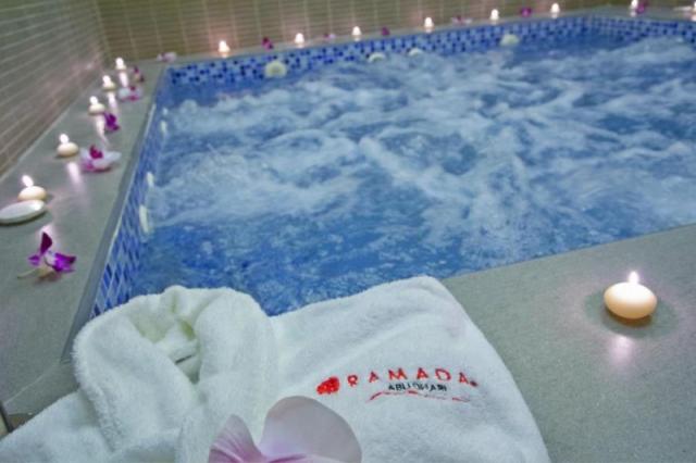 Ramada Abu Dhabi Corniche