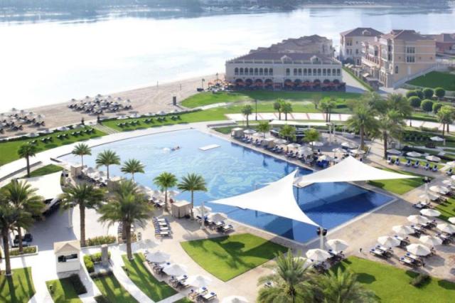 The Ritz Carlton Abu Dhabi, Grand Canal