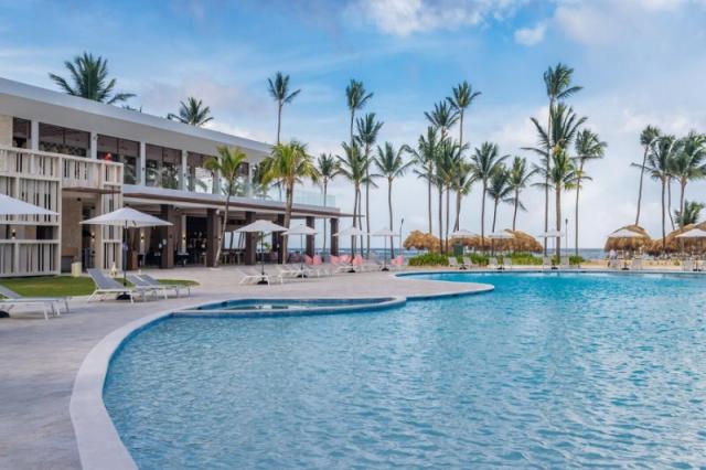 Tropical Princess Beach Resort And Spa