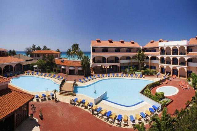 Star Fish Cuatro Palmas / Mercure Cuatro Palmas
