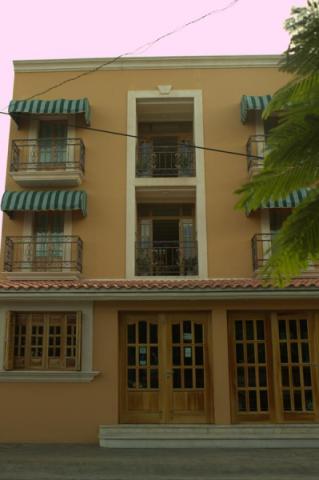 Cancun International Suites