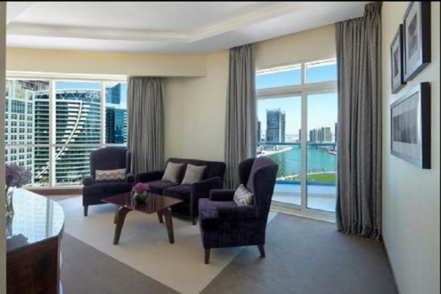 Radisson Blu Hotel Dubai Waterfront