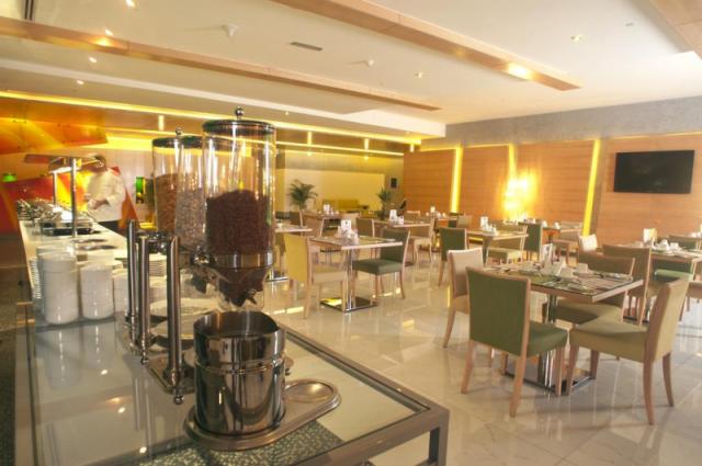 Al Khoory Executive Hotel