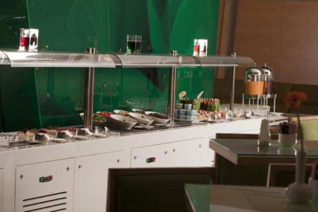 Al Khoory Executive Hotel