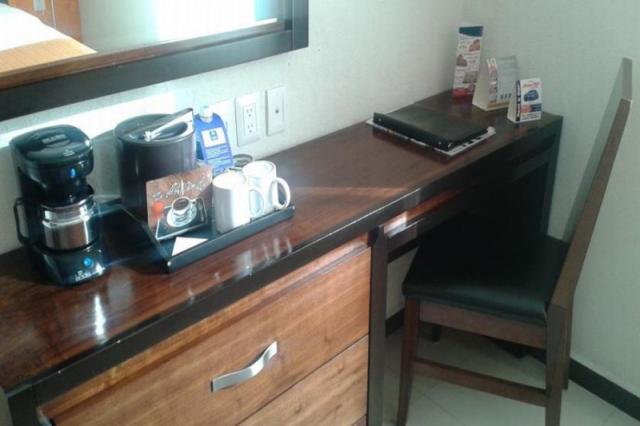 Comfort Inn Aeropuerto
