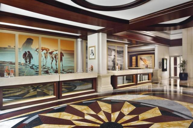 Mövenpick Bur Dubai